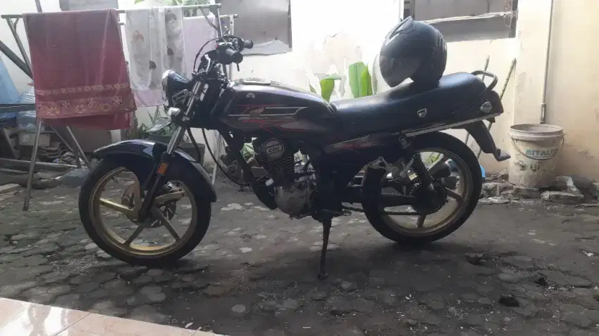 HONDA GL PRO BLACK ENGINE