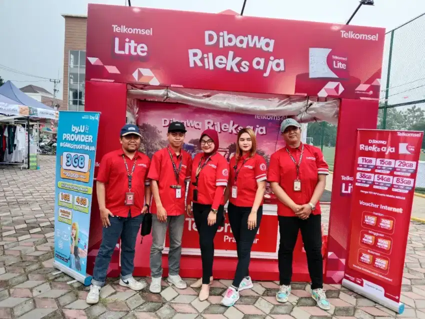 Dibutuhkan 2 orang SPG berpengalaman untuk produk Telkom wifi