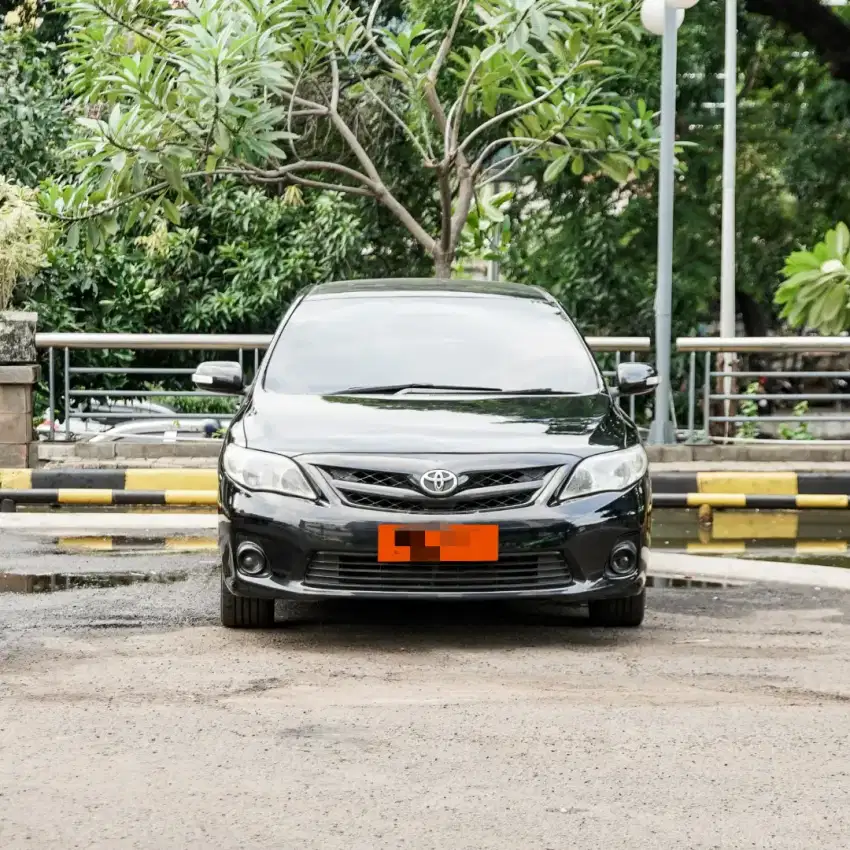 Toyota Altis 1.8 G AT 2013