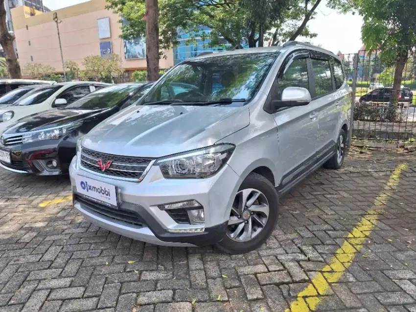 DP Rendah  8JT Wuling Confero S 1.5 C Bensin-MT 2020 Silver