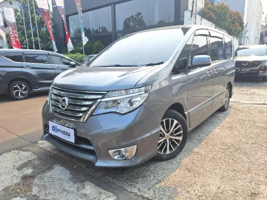 Pajak Panjang TDP 20JT Nissan Serena 2.0 Highway Star AT 2018 Abu