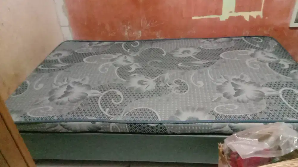 Kasur rebonded berikut divan ukuran 120x 200
