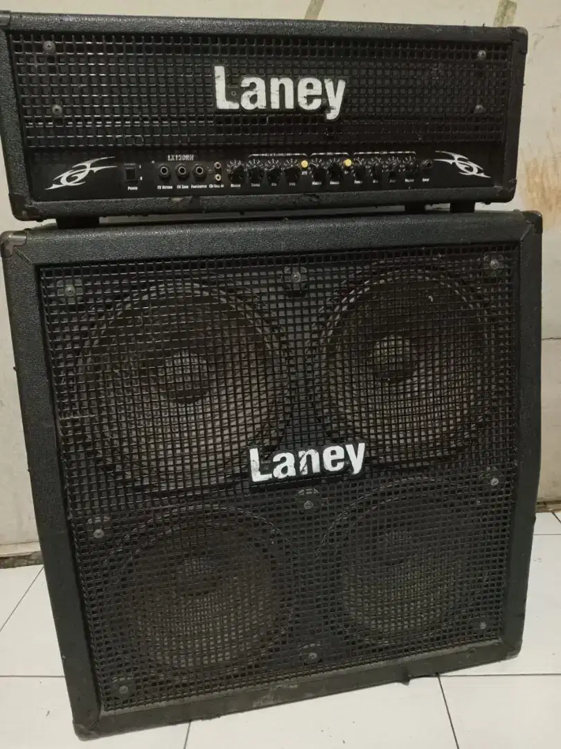 Laney Lx120rh head cabinet