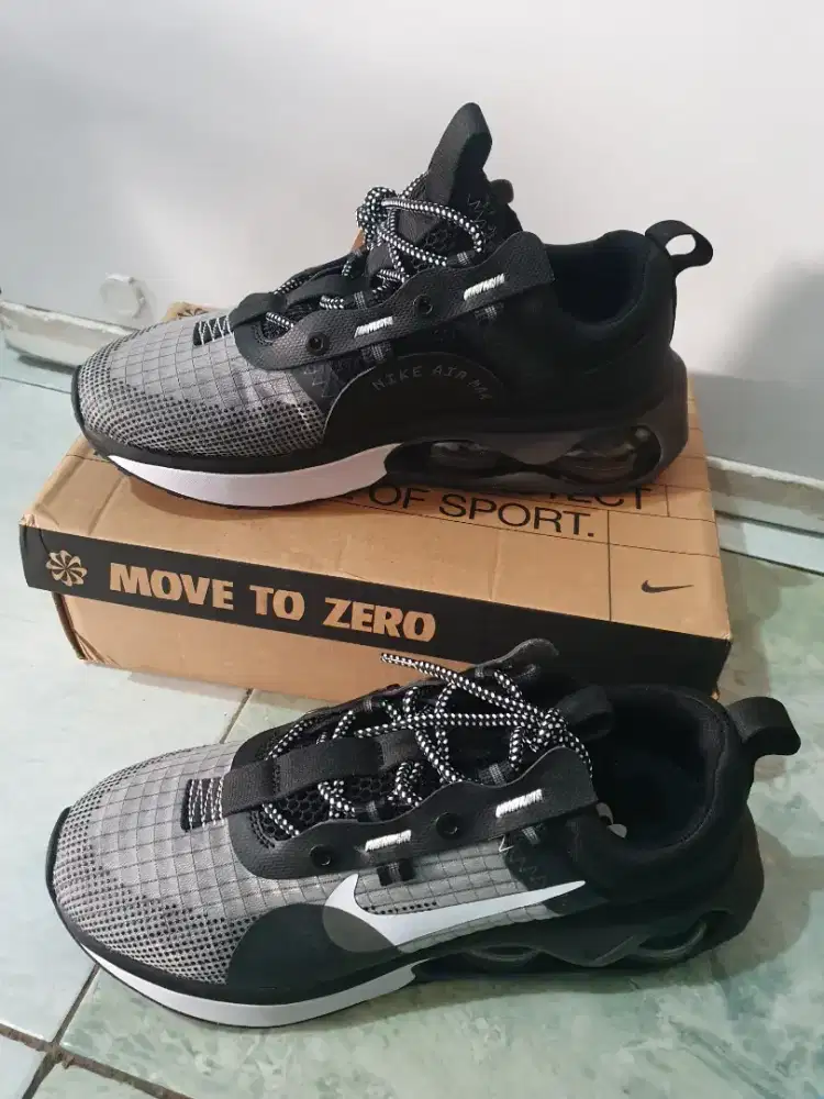 nike air max black 2021 size 42.5