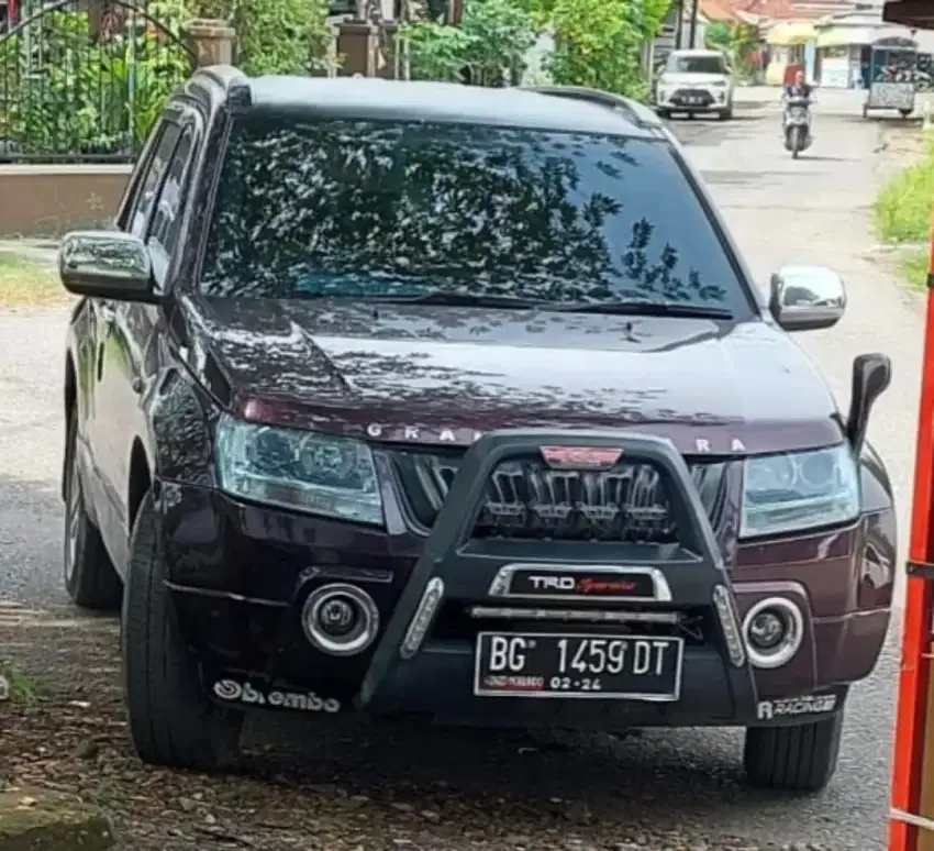 Mobil Bekas Grand Vitara