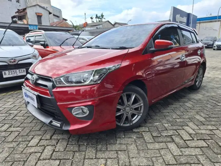 DP Rendah  13JT Toyota Yaris 1.5 TRD Sportivo Bensin-AT 2015 Merah