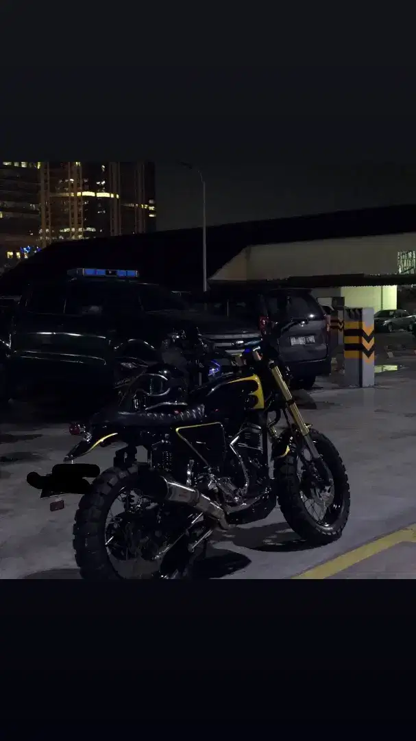 Scorpio custom Big Tracker