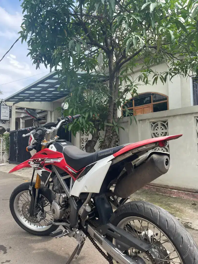 Di jual KLX 150 f varian 1