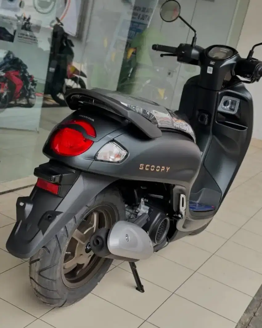 HONDA SCOOPY PRESTIGE HITAM