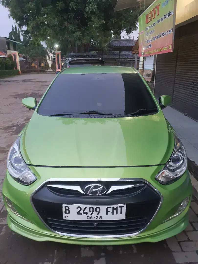 Dijual Hyundai Grand Avega Limited Edition AT 2014 pajak panjang