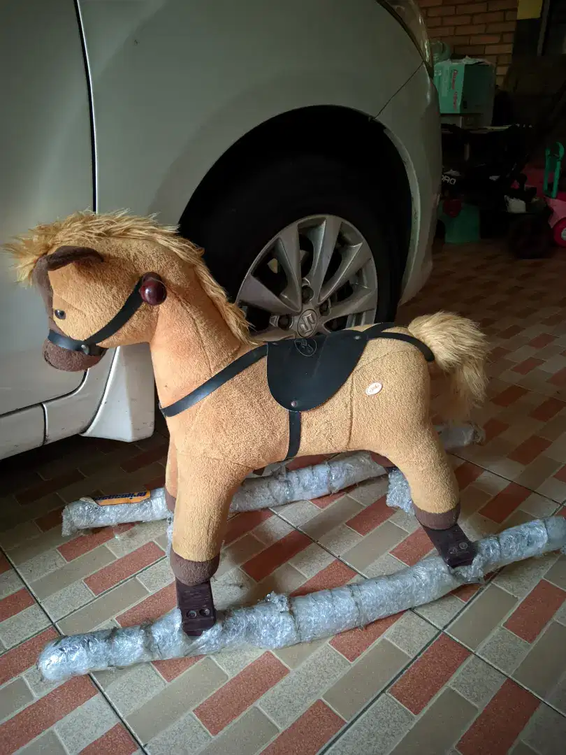 Kuda Ayun / Rocking Horse Anak