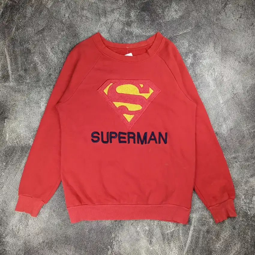 CREWNECK SUPERMAN