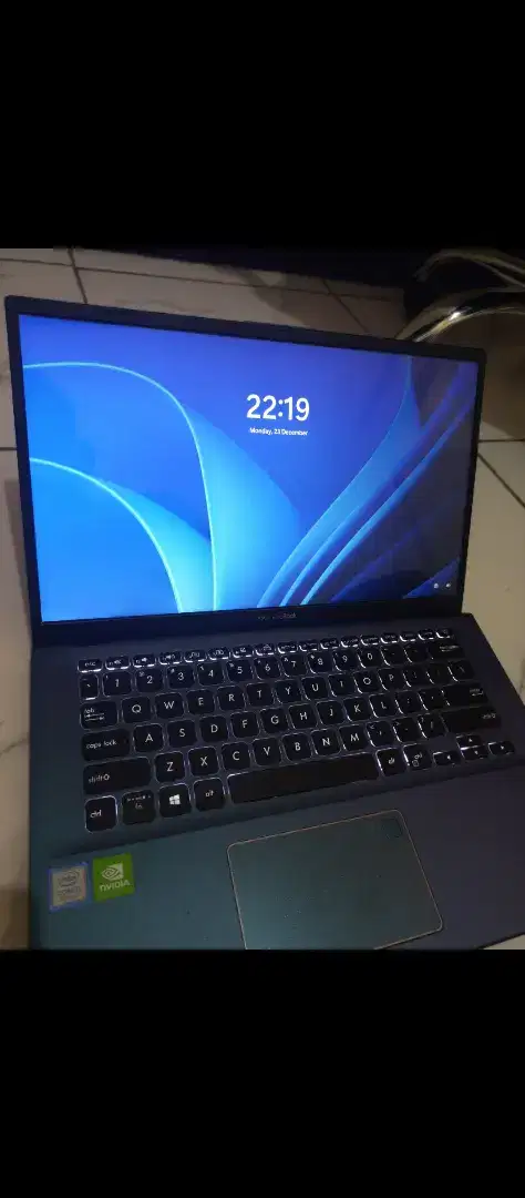 Laptop Asus Vivobook A412f Intel Core i3-8145U, Nvidia MX 250, Ssd