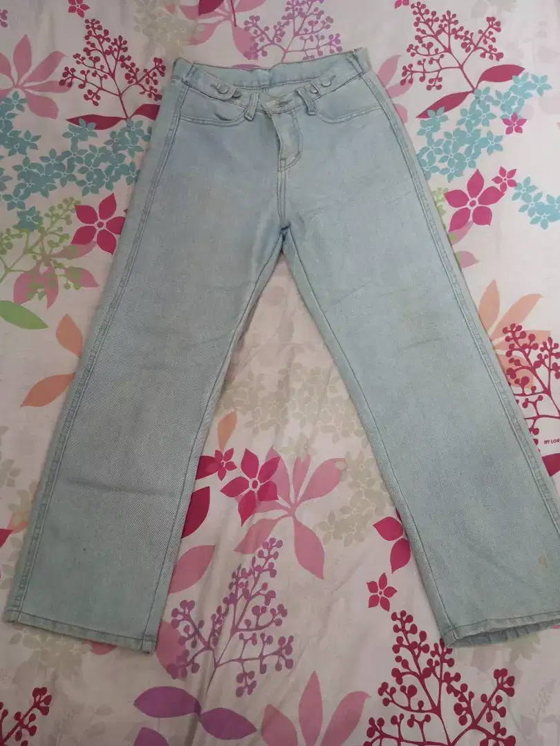 Preloved Pribadi Celana Jeans Wanita