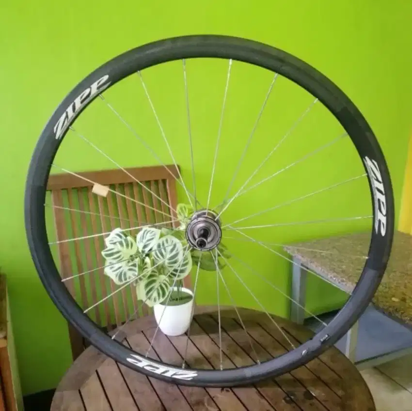 Wheelset carbon zipp 202 rear roadbike tubular