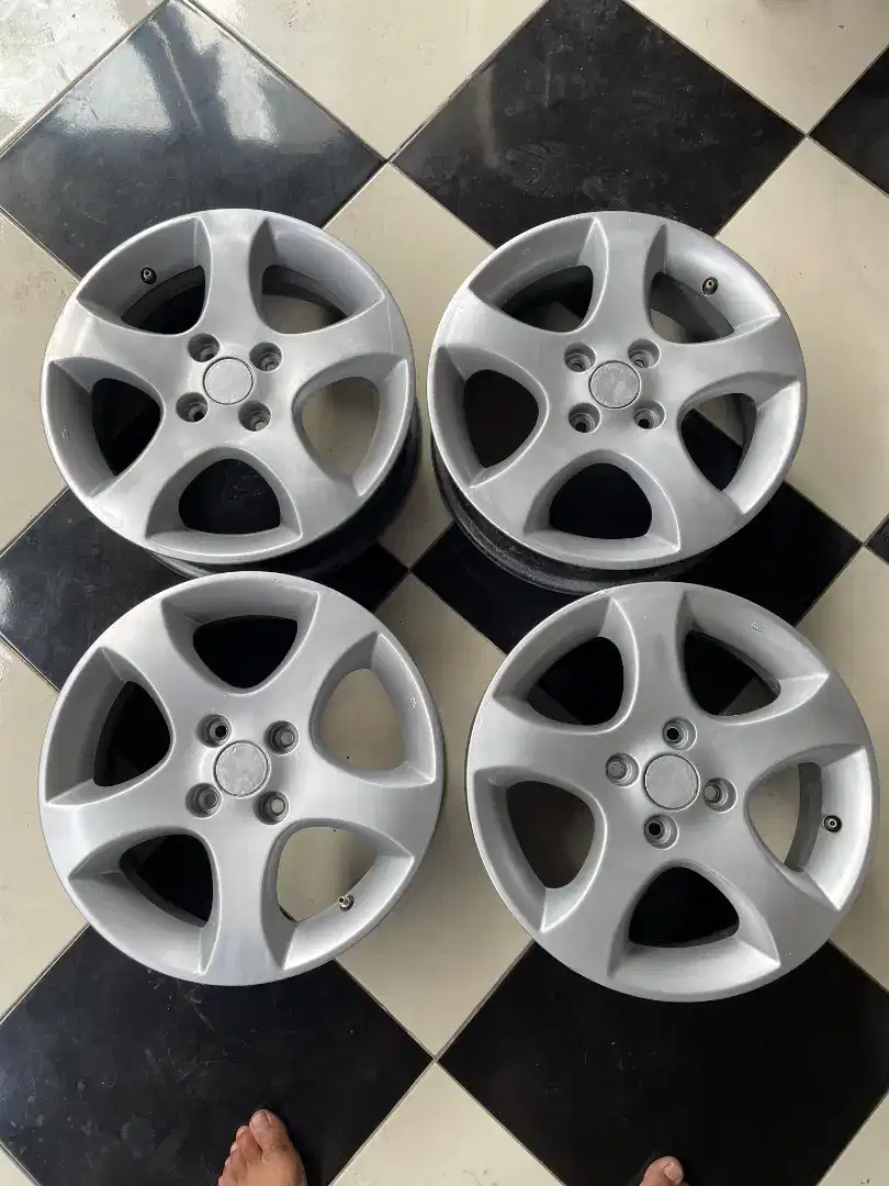 velg 15 racing pcd 4x100 original suzuki agya brio datsun calya sigra