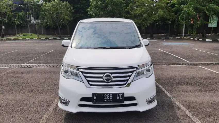 Nissan Serena HWS AT 2015
Km low asli