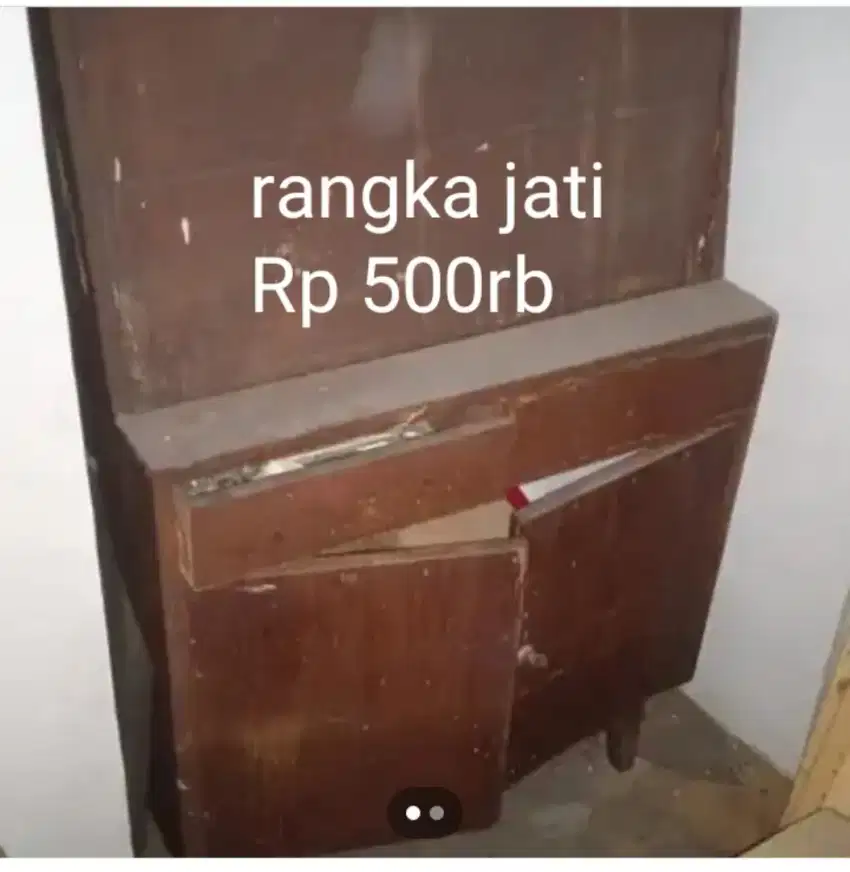 Mebel bekas layak pakai