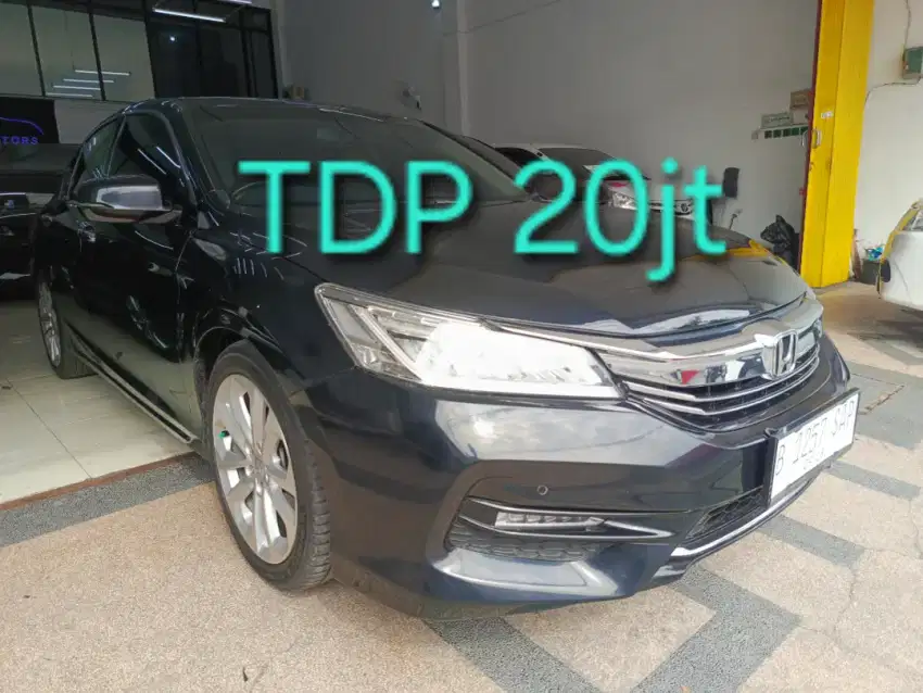 Honda accord vtil 2018 hitam tangan 1 acord vti l accrod 2017 surabaya