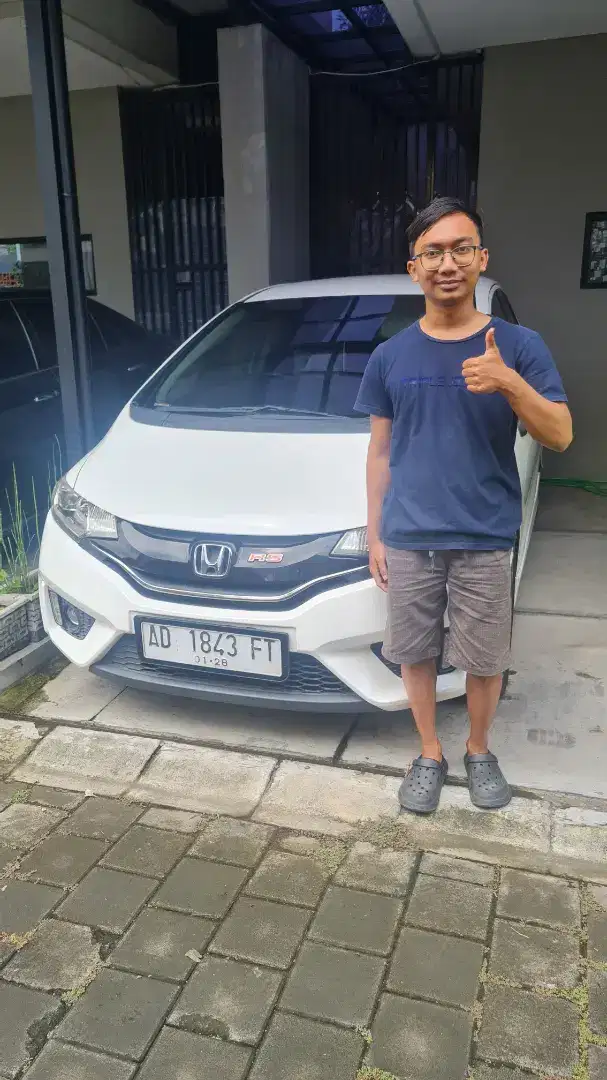 Honda Jazz GK5 1.5 RS CVT (CKD) Putih Orchid 2018