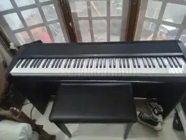 dijual segera.. Piano digital merk KORG B2SP