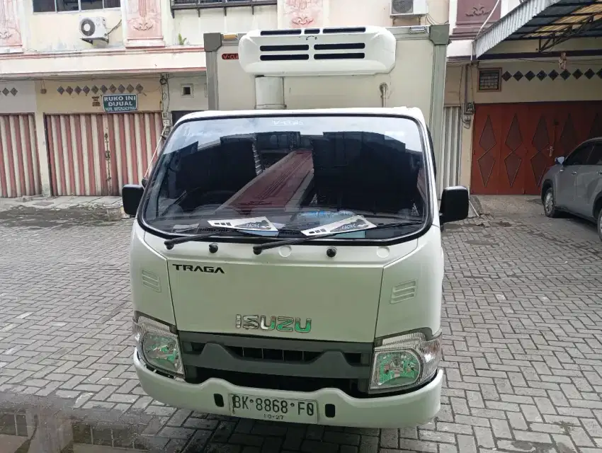 Rental Mobil Box Pendingin Traga + Supir