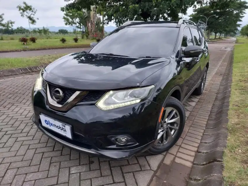 Nissan X-Trail 2.5 T32 Bensin Automatic-2016