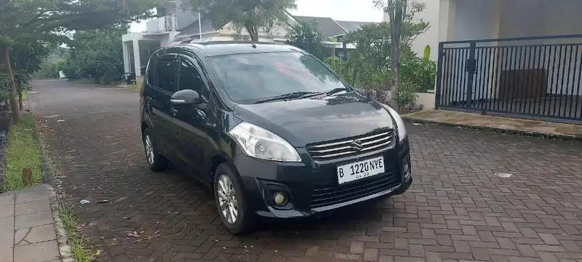 Ertiga GX Manual 2013 hitam Cuma 2juta