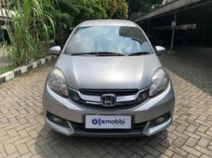 Pajak Panjang Honda Mobilio 1.5 E Bensin-MT 2016 Abu BKF