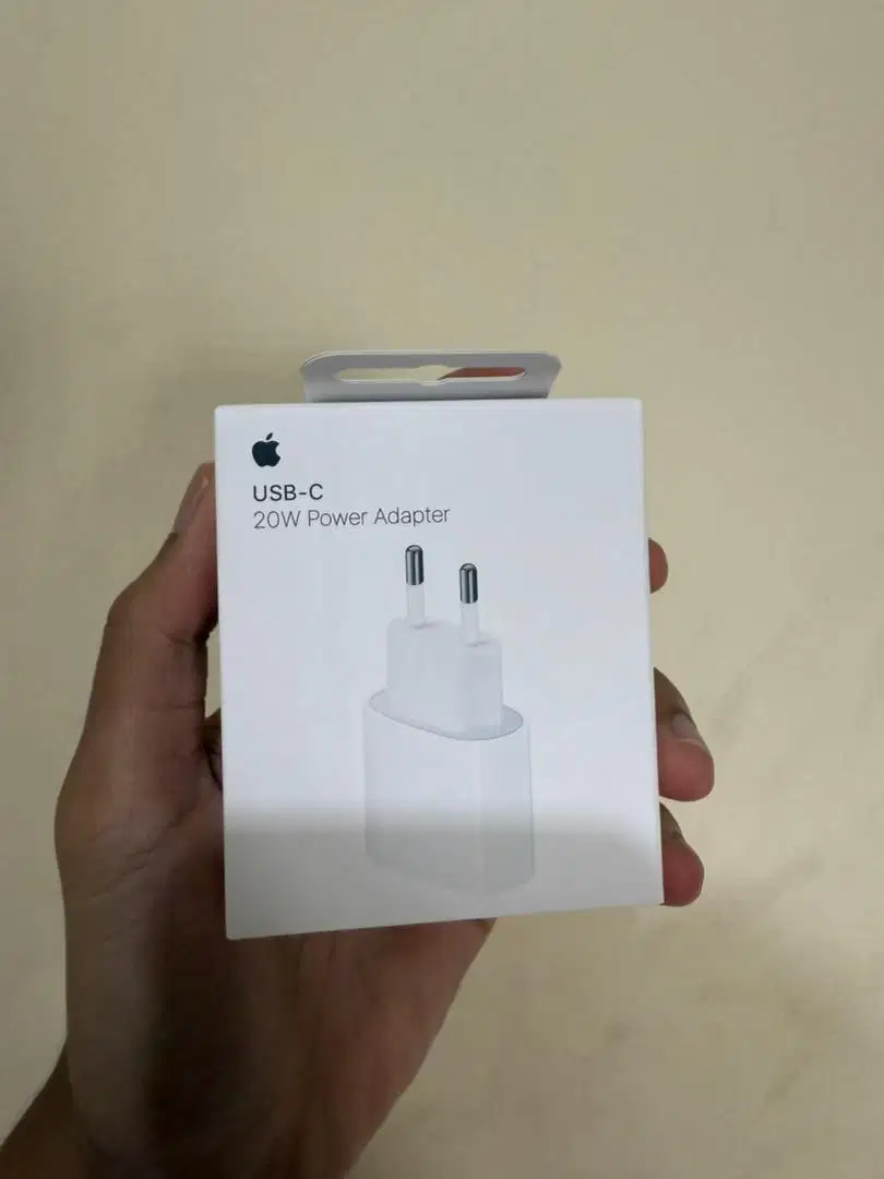 Adaptor iphone Usb C 20W original new