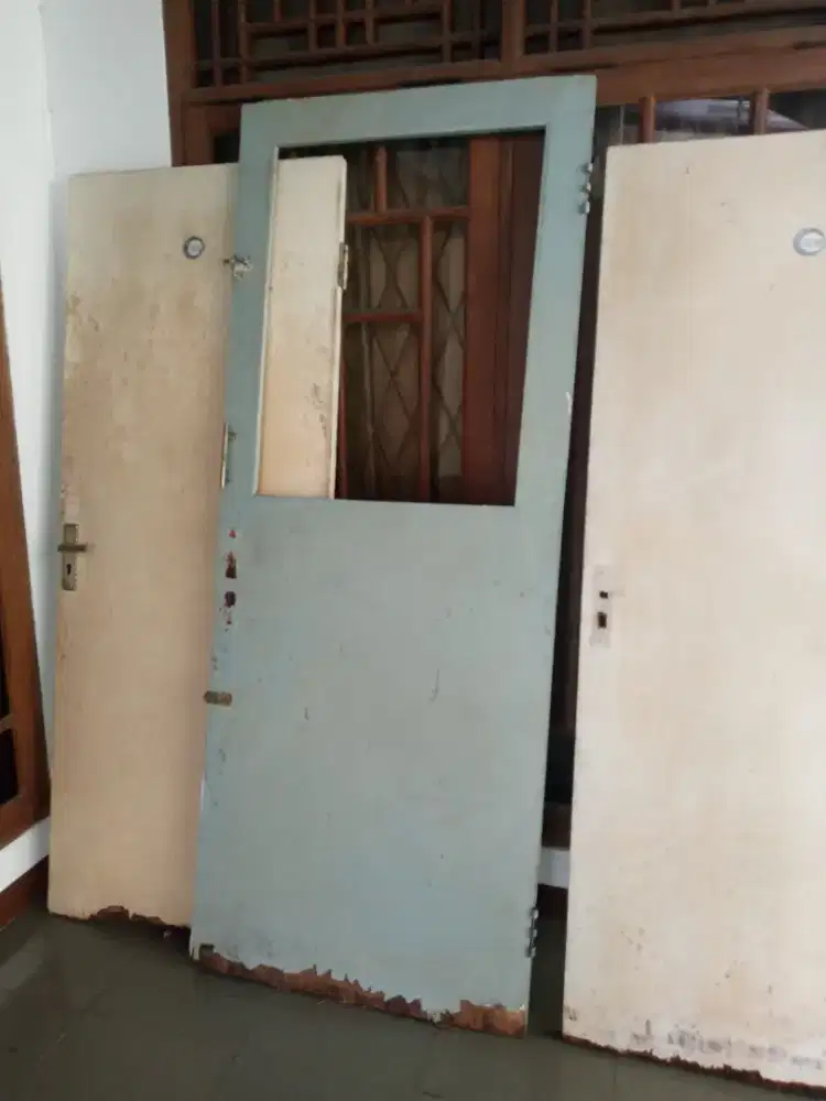 Gratis Pintu kayu bekas