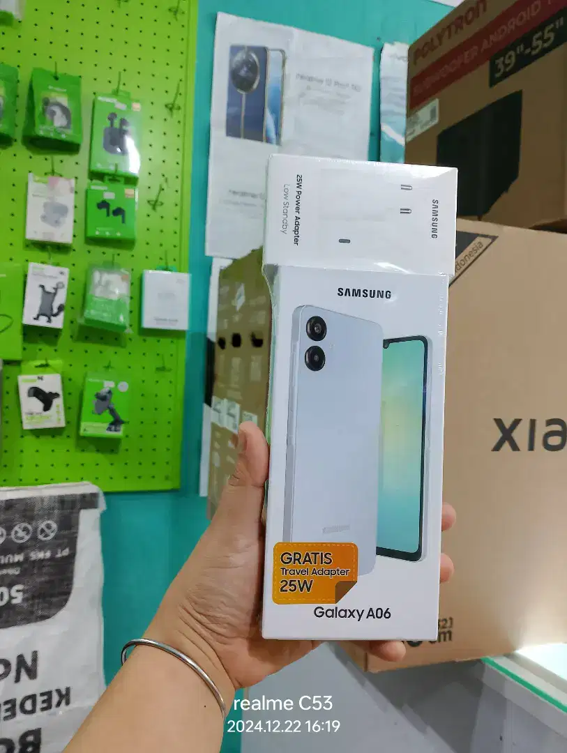 Samsung galaxy A06 4/64 GB Garansi resmi dan segel ori