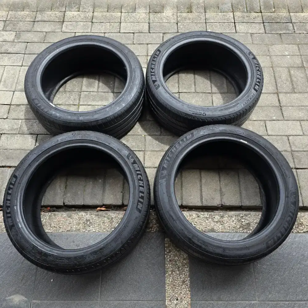 Ban Michelin Primacy 4 (Masih Tebal dan Bagus pemakaian