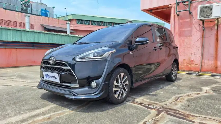 Pajak Panjang TDP 5Jt Toyota Sienta 1.5 Q Bensin-AT 2016 Hitam