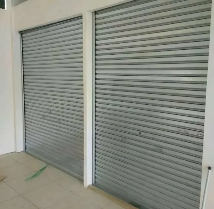 tukang folding gate rolling door