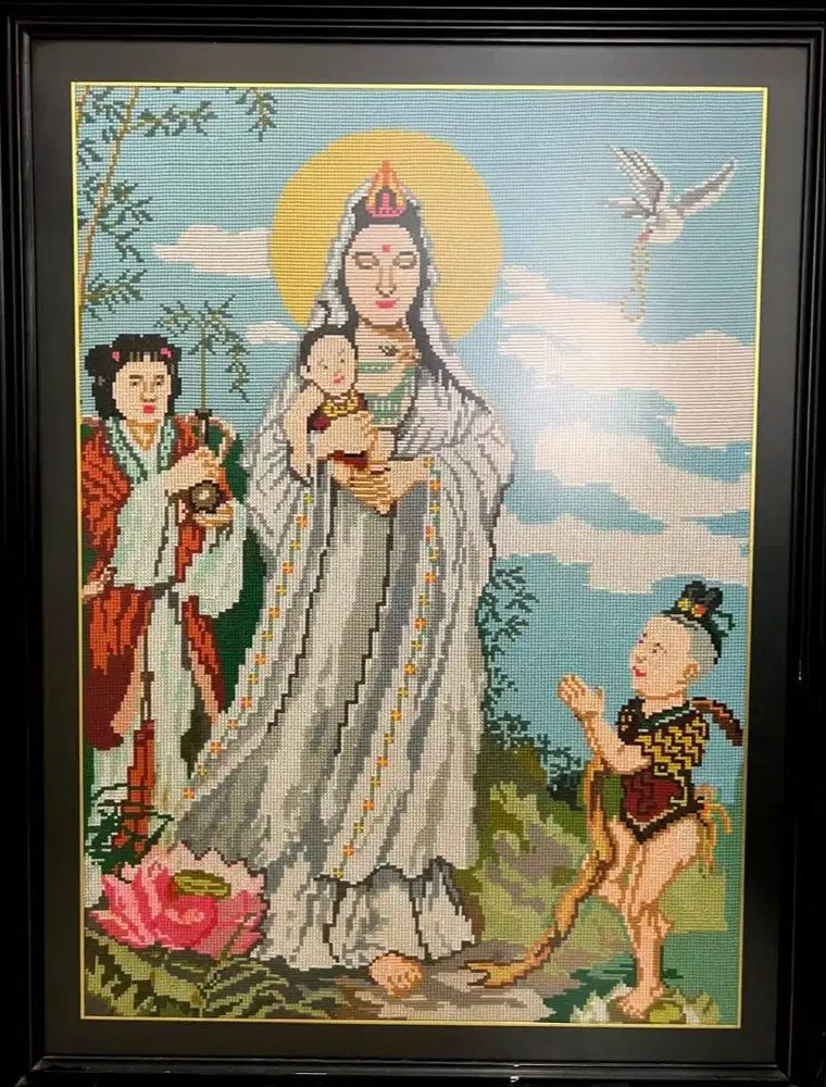 Dijual Lukisan Kristik Dewi Kwan im - dewi Pelindung dan Penolong