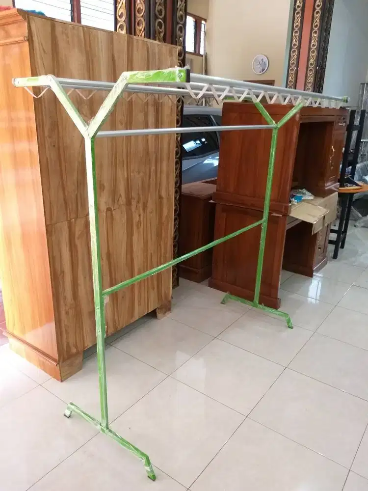 Gawangan Jemuran Gantungan Hanger Pakaian Baju Handuk Berdiri Besi #KS