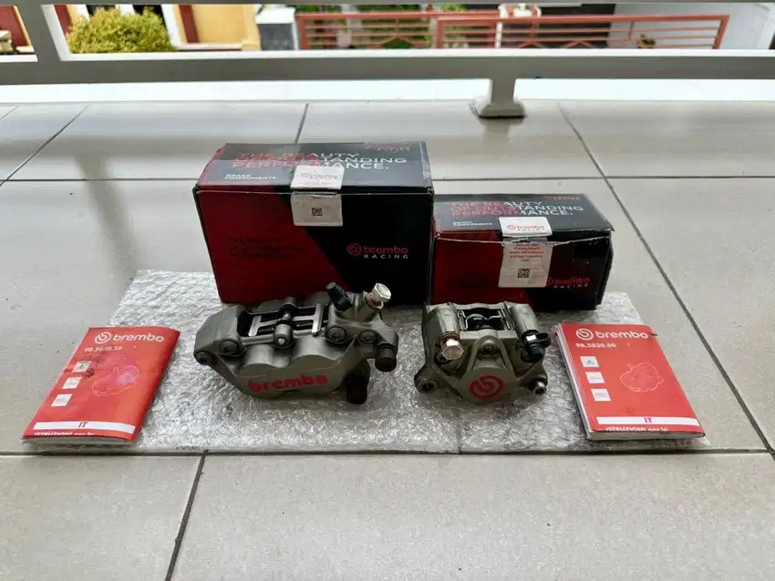 KALIPER BREMBO P4 & P2 UNIVERSAL