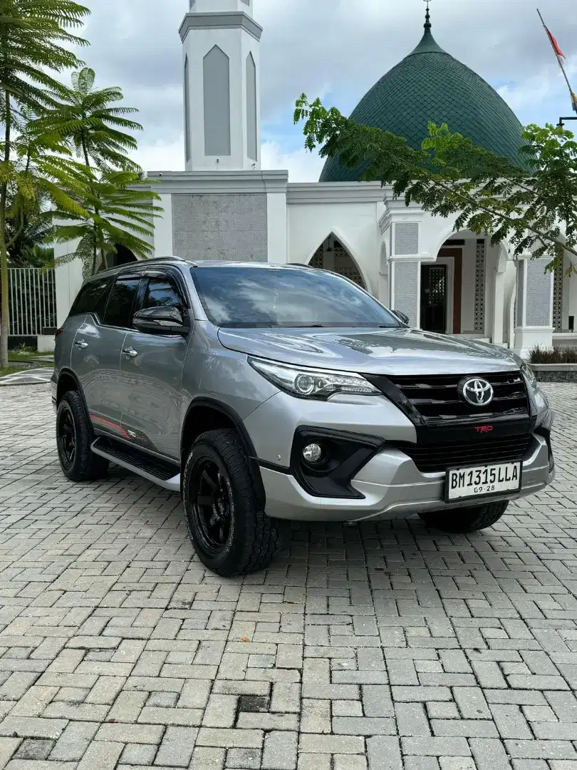 Fortuner VRZ TRD tahun 2017