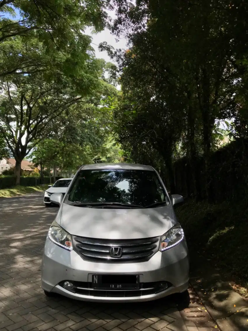 HONDA FREED 2009 automatic (140jt)