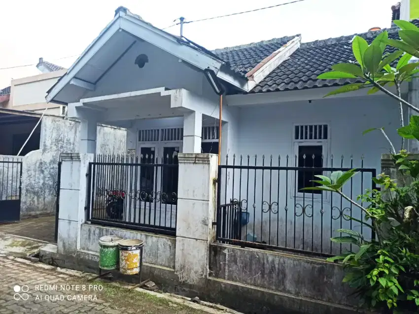 DI KONTRAKAN RUMAH SEMARANG ATAS