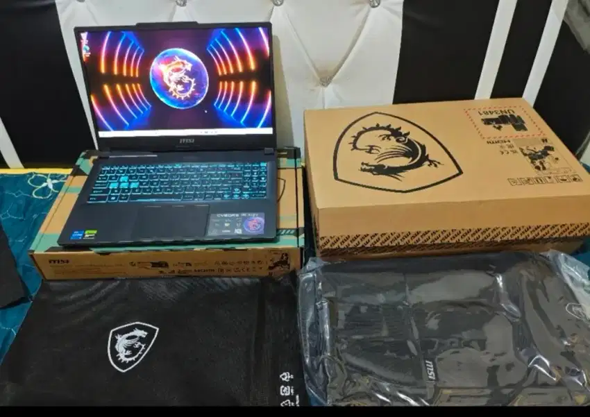 Laptop Gaming MSI Cyborg 15