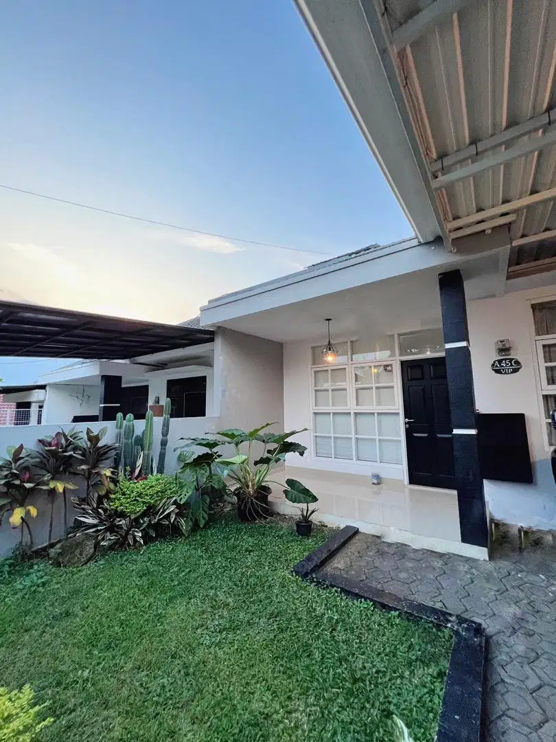 DIJUAL Rumah Asri Open space