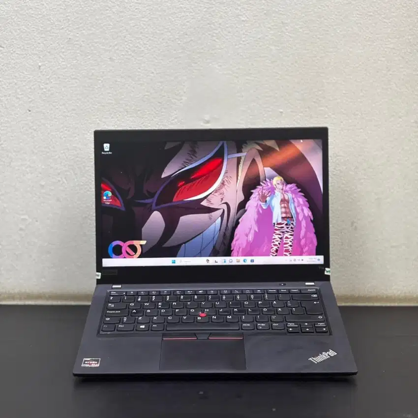 Lenovo Thinkpad T14 Ryzen 7pro VGA 2GB AMD Radeon Graphic RAM up to 24