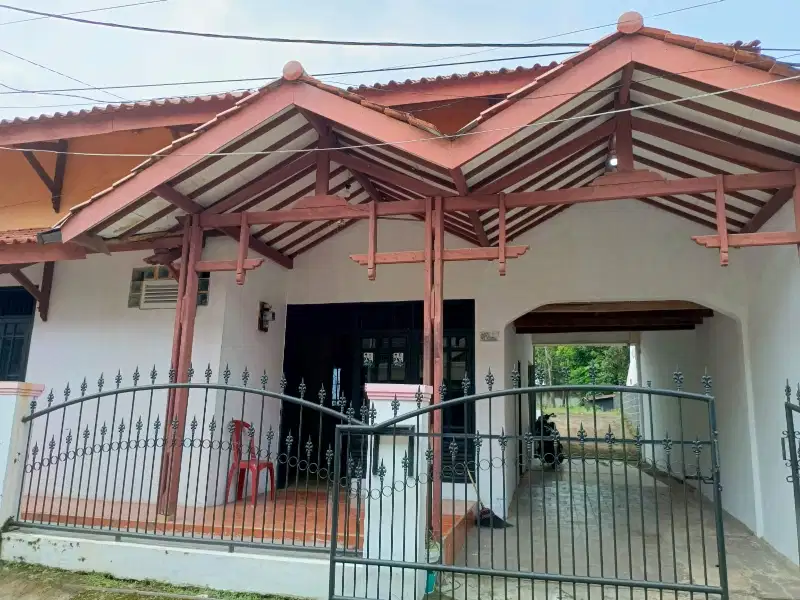 Dijual Rumah dan Kontrakan 8 Pintu di Perum Griya Hegarmanah Ciseureuh