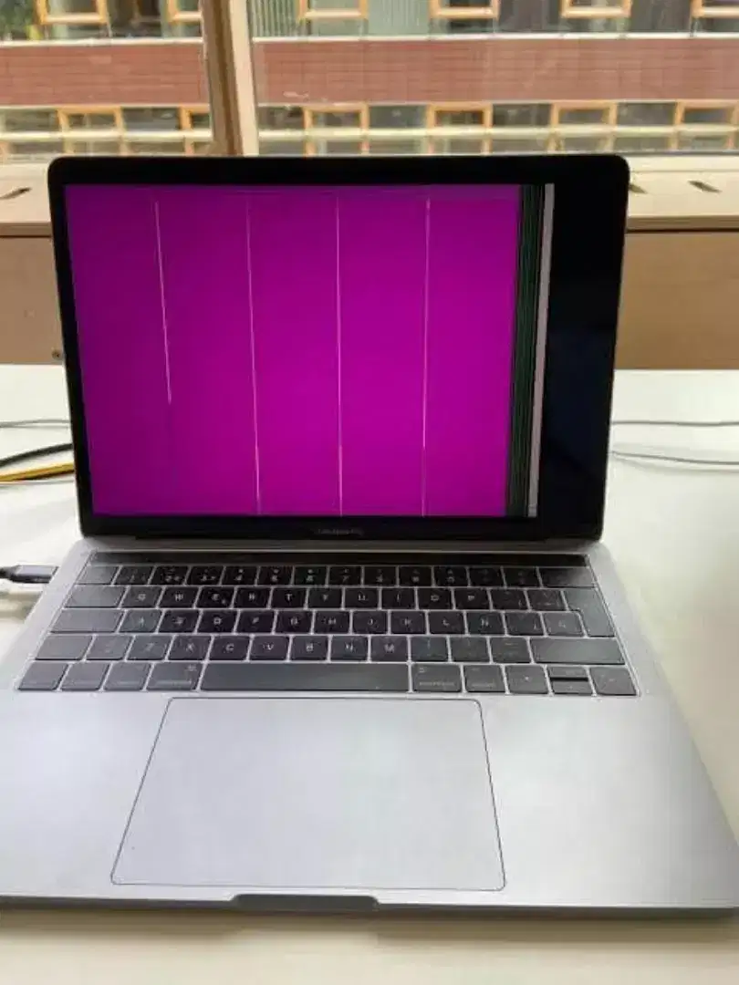 KAMI BELI SETIAP SAAT LAPTOP ANDA RUSAK