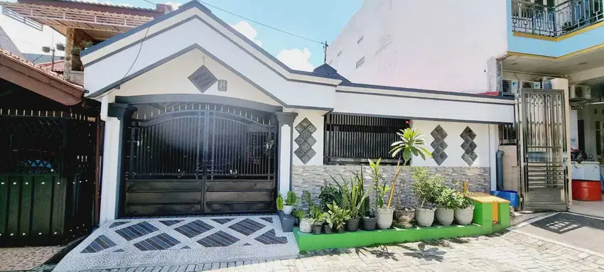 DIJUAL RUMAH STRATEGIS SIAP HUNI  DI DELTA SARI INDAH SIDOARJO