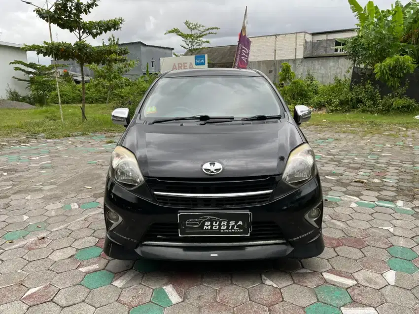 Dp 5jt. TOYOTA AGYA TRD 2015 MATIC