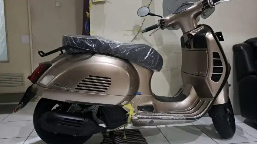 VESPA Super GTS Limited Edition