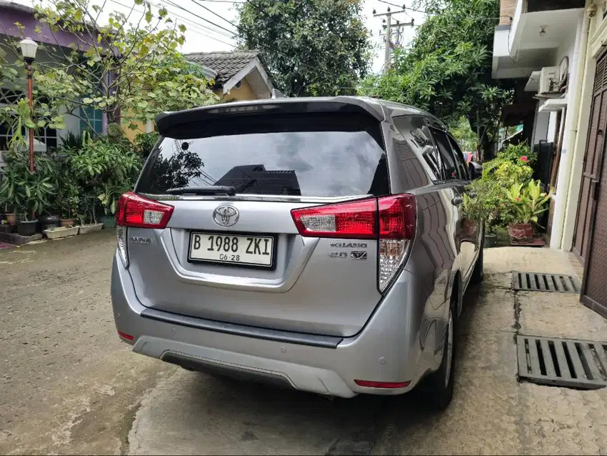 Toyota Kijang Innova Inova Reborn V AT Matic Tahun 2018 Silver , 2019